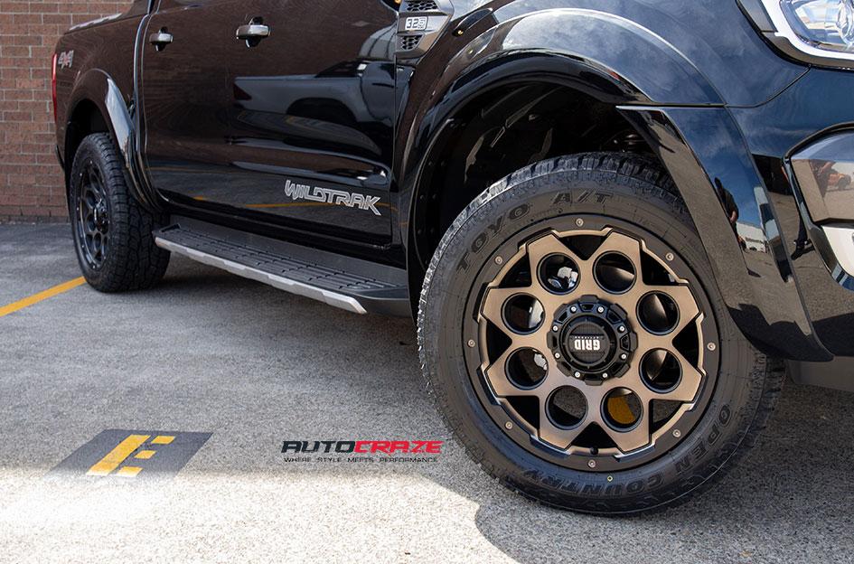 FORD RANGER GD08 METALLIC BRONZE BLACK LIP